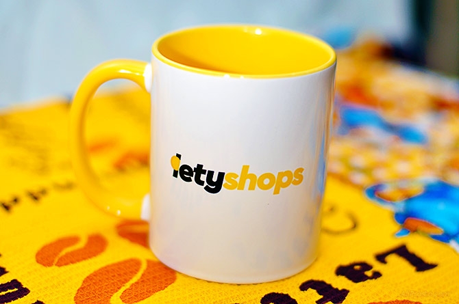 Кружка с логотипом LetyShops Кружка с брендовым логотипом кешбек сервиса летишопс