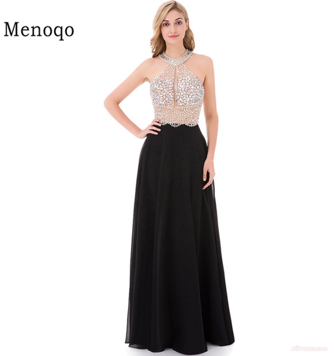 Чёрное платье, для выпускного бала в Японии