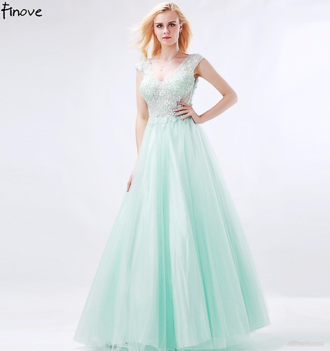 Зёленое платье в средних тонах, для вечеринки или бала